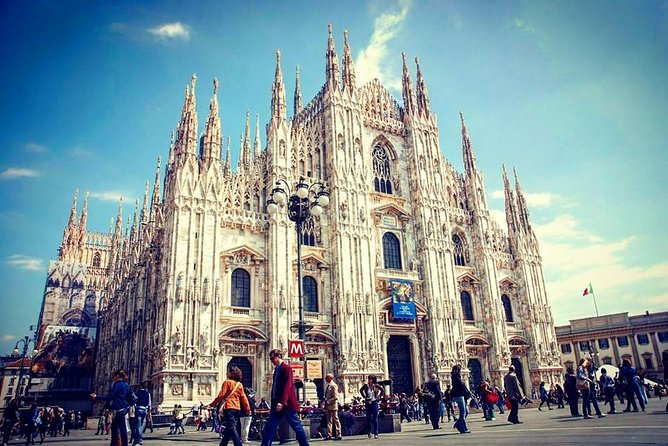 3-Hour Milan City Tour with The Scala Theatre - small group tour - Skip-the-line and mobile ticket setup: what to do before you go