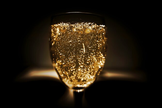 3 Italian sparkling wines and how to distinguish them: Prosecco, Franciacorta.. - Key Highlights You Will Care About