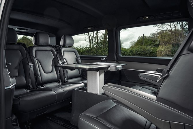 Airport Transfer: Milan to Malpensa Airport MXP by Luxury Van - Timing: The 50-Minute Ride and the 20-Minute Waiting Window