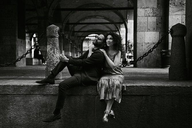 Couples and Family 1 Hour Private Photoshoot in Milano - Should you book this Milano private photoshoot?