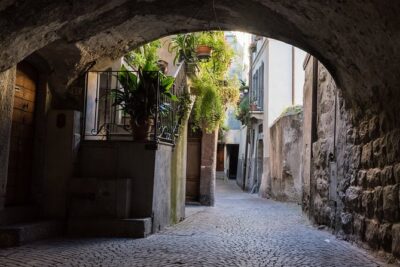 Day trip from Milan: cave paintings in the enchanting Val Camonica