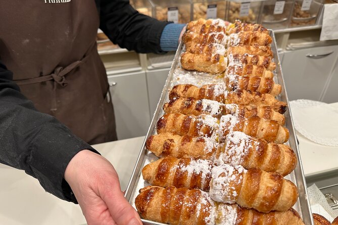 Delicious Milan Street Food Tour Tasting and Sightseeing with Local Guide - Why This Milan Street Food Tour Works in One Walk