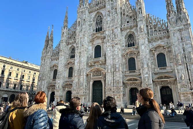 Delicious Milan Street Food Tour Tasting and Sightseeing with Local Guide - Duomo Square and Galleria Vittorio Emanuele: What to Spot Without Tickets