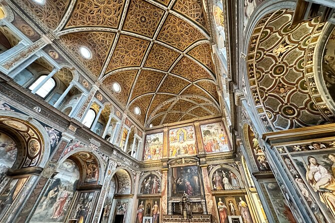 Delicious Milan Street Food Tour Tasting and Sightseeing with Local Guide - Sforzesco Castle and the Panettone Food Kickoff
