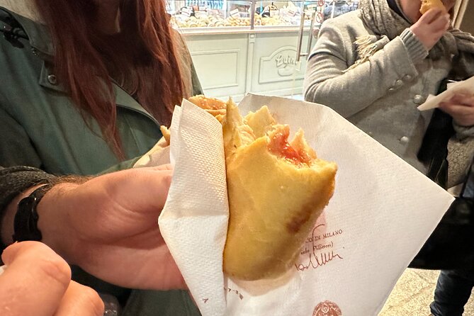 Delicious Milan Street Food Tour Tasting and Sightseeing with Local Guide - Chiesa di San Maurizio al Monastero Maggiore: Milan’s Sistine Chapel Feeling