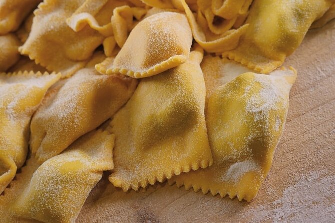Discover the food valley and cook with truffle - Key highlights to bank on