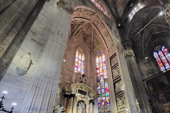 Duomo Di Milano Guided Tour - Entering Duomo di Milano: what your guide should point out