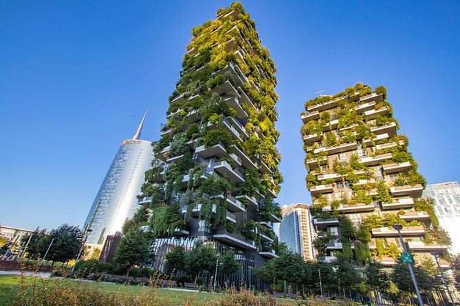 Explore Milan in 90 minutes with a Local - Shopping and Dining Tips You Can Use That Same Day
