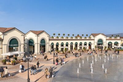 From Lake Como or Milan: Serravalle VIP shopping and Wine Tasting