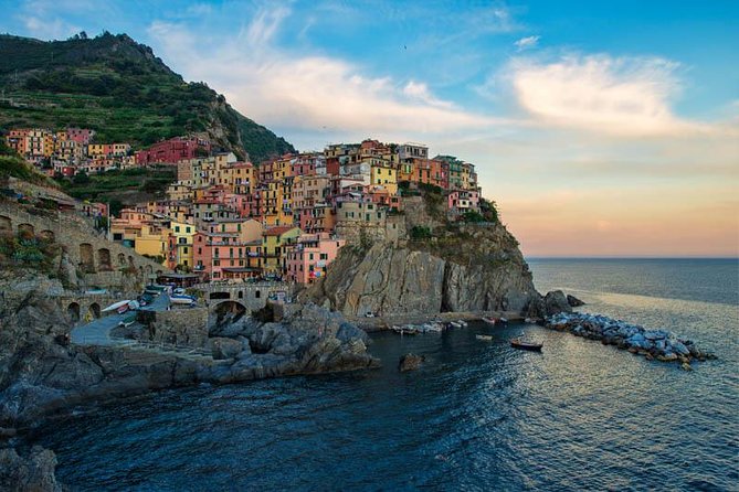 From Milan: Cinque Terre Guided Full-Day Trip With Cruise - Milan to Cinque Terre without planning a thing