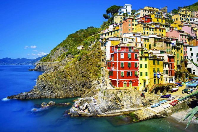 From Milan: Cinque Terre Guided Full-Day Trip With Cruise - Manarola first: how to use your 1 hour wisely