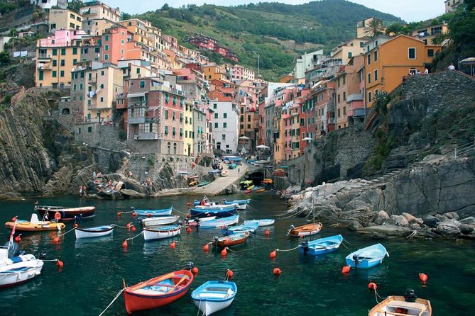 From Milan: Cinque Terre Guided Full-Day Trip With Cruise - Monterosso and the 90-minute boat cruise to La Spezia