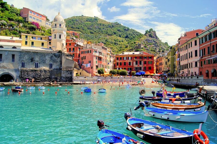 From Milan: Cinque Terre with Portovenere and Boat Cruise - Price and logistics: what $163.13 actually buys you