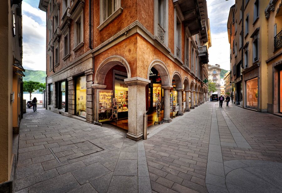 From Milan: Como, Bellagio, and Lugano Exclusive Boat Tour - Bellagio: Cobblestones, Panoramas, and Lunch Decisions