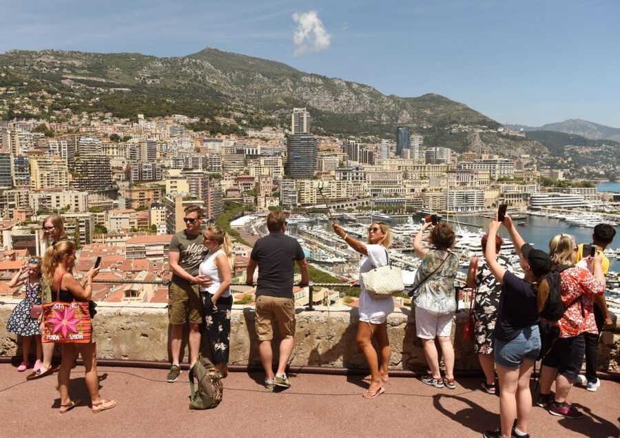 From Milan: Discover the Splendor of Monaco and Nice - Timing, Walking, and What to Pack for a 15-Hour Day
