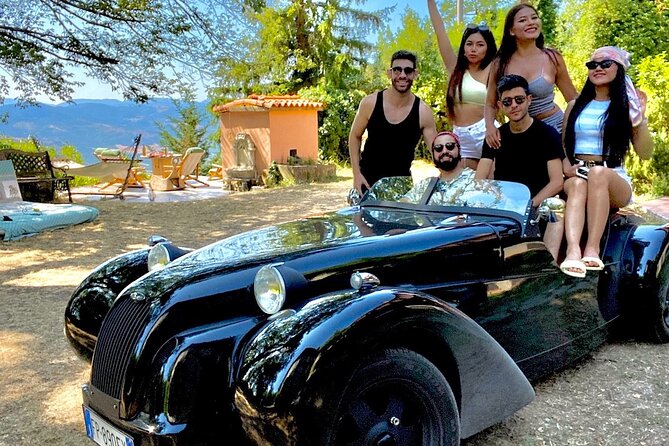 From Milan | Drive a vintage car on Lake Como - Ossuccio by the Comacina island view, lunch with options