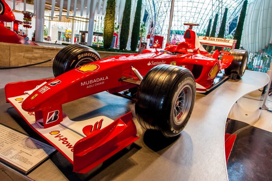 From Milan: Ferrari Full-Day Tour with Lunch - Lunch near Maranello: local farm food and where it may disappoint