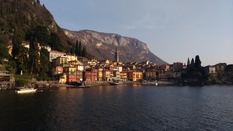 From Milan: Lake Como Walking Tour and Cruise - Milan to Como by train, then straight into the good stuff
