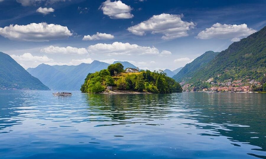 From Milan: Private Boat to Como Lake, Lugano, and Bellagio - A small practical seating tip