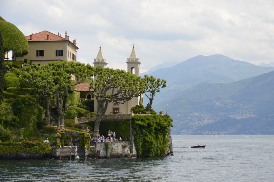 From Milan: Private Boat to Como Lake, Lugano, and Bellagio - Como walking time that gives you medieval context