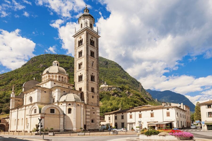From Milan: Round-Trip Bernina Red Train to Saint Moritz - Saint Moritz on Your Own: lake time and a flexible pace