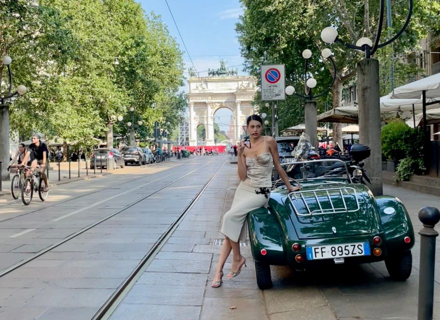 From Milan to Certosa of Pavia with a Classic car - Meeting point in Milan and how the 4-hour timing really matters