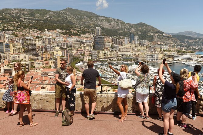 From Milan to Monaco & Nice: 3 Countries in 1 Day Guided Tour - Guides, group size, and why the day can swing positive or negative