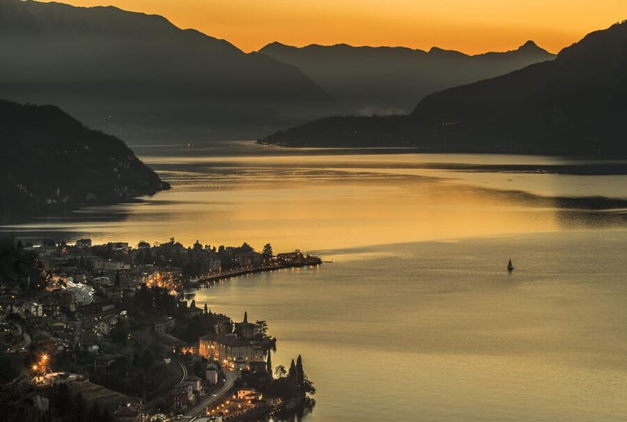 From Milan: Varenna, Bellagio, and Como Day Trip - Second and third boat segments: the view changes as you move