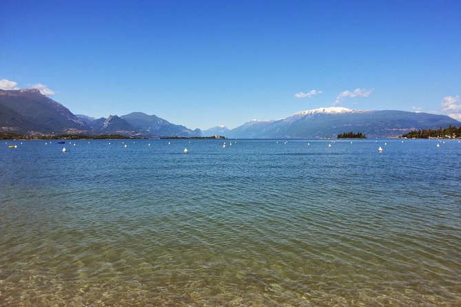 Full-Day Lake Garda and Desenzano del Garda from Milan - small group tour - Boat tour to Sirmione, the scenic switch from city time