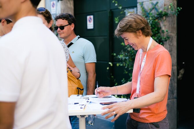Highlights and hidden gems of Milan Bike Tour - Why Milan feels easier when you ride