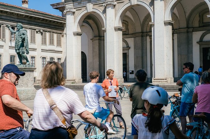 Highlights and hidden gems of Milan Bike Tour - Porta Nuova and modern Milan: architecture fans get their moment