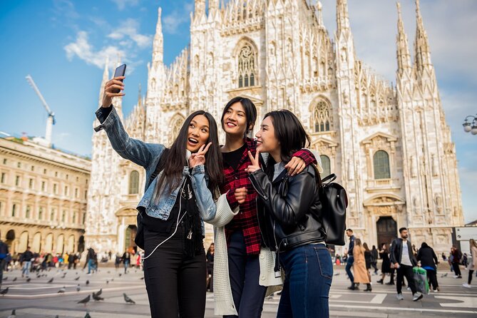 Highlights of Milano Private Walking Tour: Duomo, Castle & Gelato - Why this private Milano walk beats the big-group rush