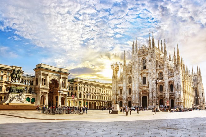 Inside Milan’s Duomo: Cathedral Tour with Optional Rooftop - The Terrazze del Duomo Rooftop Option: Elevator, Stairs, and Views