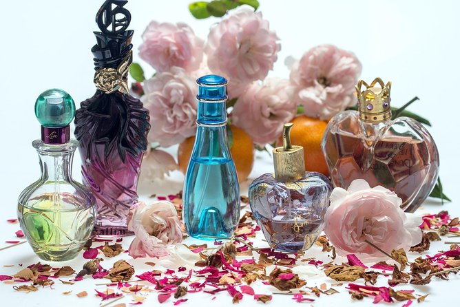 Italian Perfume Workshop in Milan - What You Learn About Italian Perfume Notes and Luxury Traditions