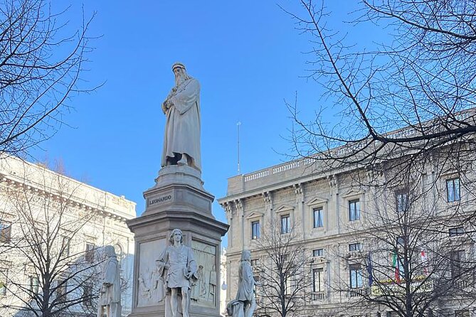 Jewish Guided Tour in Milan - Corso Vittorio Emanuele II: royal power and how the city got built