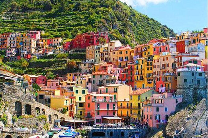 Ligurian Colors, Cinque Terre Full Day Private Transfer Excursion From Milan - Stop 1: Monterosso al Mare, the harbor village you anchor from