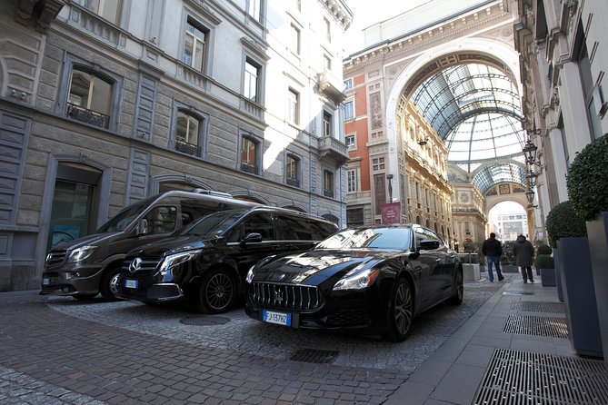 LINATE - MILANO airport transfer with private Luxury Car - Meet Your Driver at Linate, With Your Name on a Sign