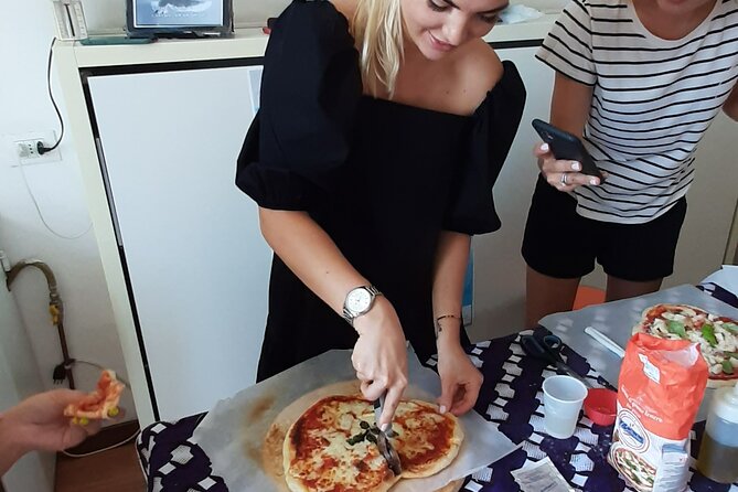 Mamma Mia! Authentic Italian Pizza Making Class - Key things to love about this Milan pizza class