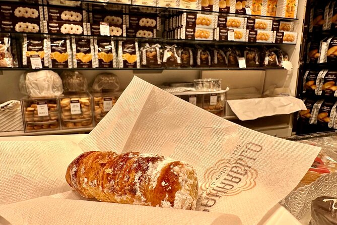 Mamma Mia! Milan Street Food Tasting and City Guided Tour - Start strong at Chiesa di San Maurizio al Monastero Maggiore
