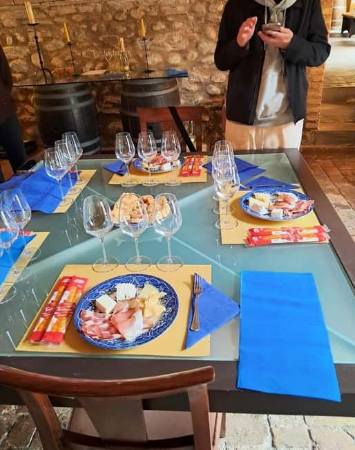 Milan: Brescia & Franciacorta with Wine Tasting Small Group - Milan to Brescia and Franciacorta, a one-day plan that actually makes sense