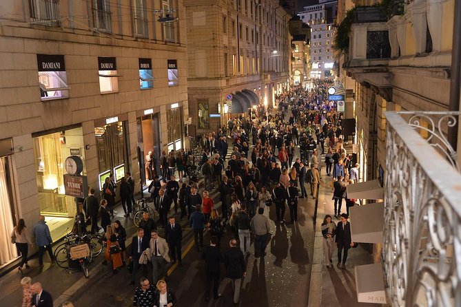 Milan by night private guided tour, by car - Castello Sforzesco and Sant’Ambrogio: outside views with atmosphere