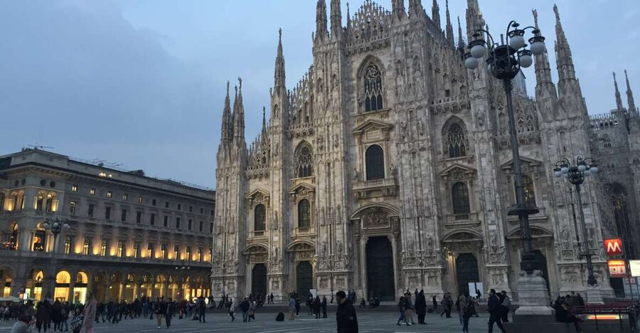 Milan: Cathedral and Terraces Guided Experience - Getting to the rooftop: elevator up, stairs down, step math that matters
