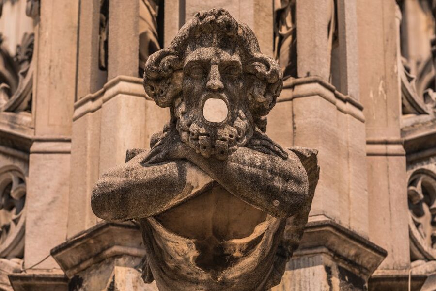 Milan: Cathedral Rooftop Tour - Meeting at Mondadori Duomo and Skipping the Ticket Line