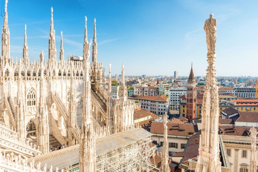 Milan Cathedral: Skip-the-Line Private Tour with Rooftop - Inside the Duomo: how your guide helps you see the cathedral
