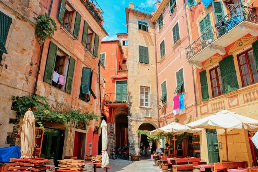 Milan: Cinque Terre Full-Day Guided Trip With Cruise - Timing, crowds, and the “how to have a good day anyway” checklist