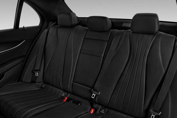 Milan City Departure by Private Sedan to Milan Malpensa MXP - How the meet-and-greet works at your hotel