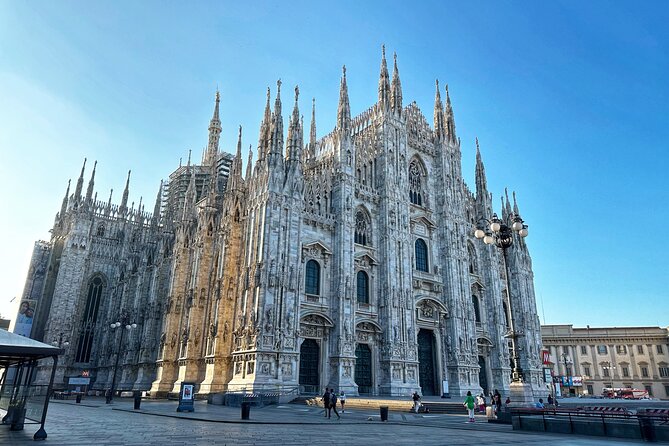 Milan Coffee & History Crawl with a Licensed Tour Guide - Brera quarter walk, with Brera museum and botanical garden pass-by