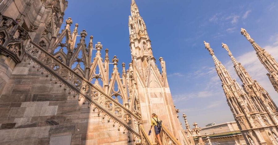 Milan Duomo and Rooftop 2-Hour Guided Tour - Rooftop Access: Skip the Wait, Use the Lift, Then Walk Up