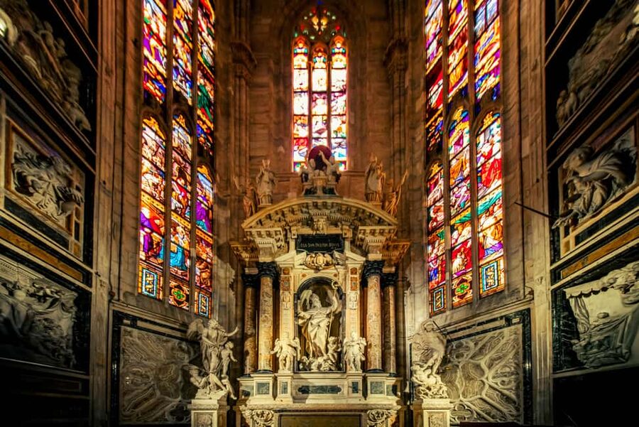 Milan Duomo Cathedral and Rooftop Terrace Guided Tour - What to Bring, Wear, and Avoid (This Matters in the Duomo)