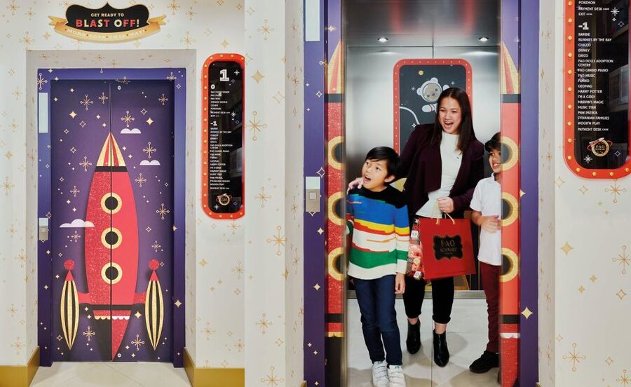 Milan: Duomo & Gelato. Private Family Tour Designed for Kids - FAO Schwarz in Milan: personalization and play, not just shopping